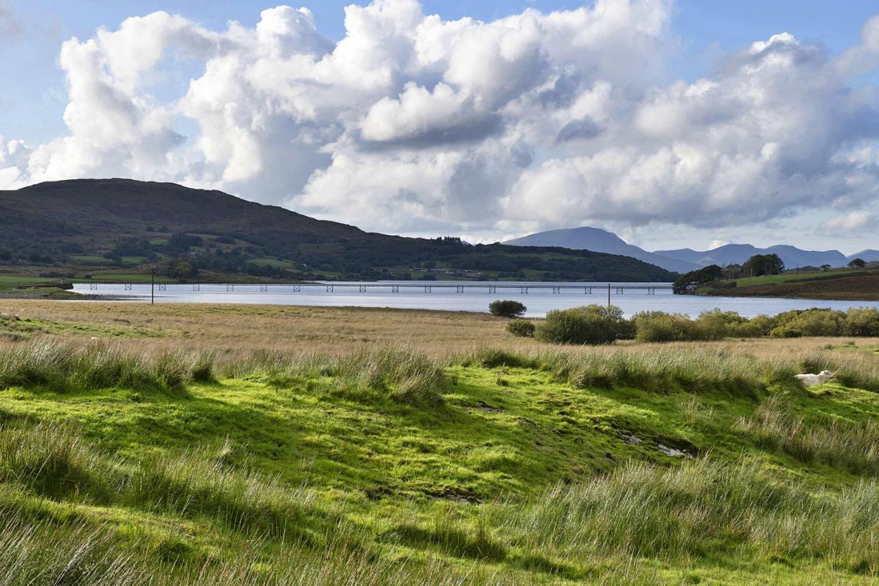 Villa Finest Retreats - Mountain View Trawsfynydd Esterno foto